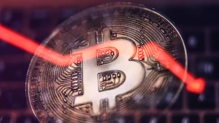 107074597 1655103399286 gettyimages 1241039329 porzycki bitcoinp220601 npP5u